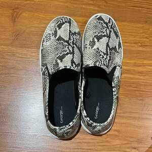 Ladies sneakers